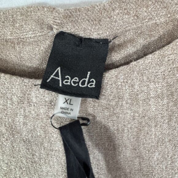 AAEDA Hazelnut Tan Dolma Sleeve Sweater Floral Accents  Pullover - Picture 9 of 12